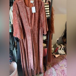 Dainty Jewell’s Velvet Dress